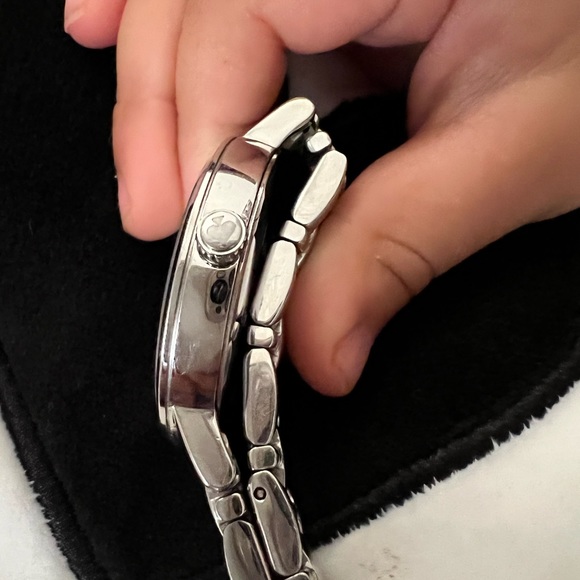 Kate Spade - Picture 3 of 4